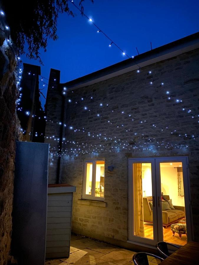 Burgess Yard 2-Bedroom Cottage, Bath Exterior photo